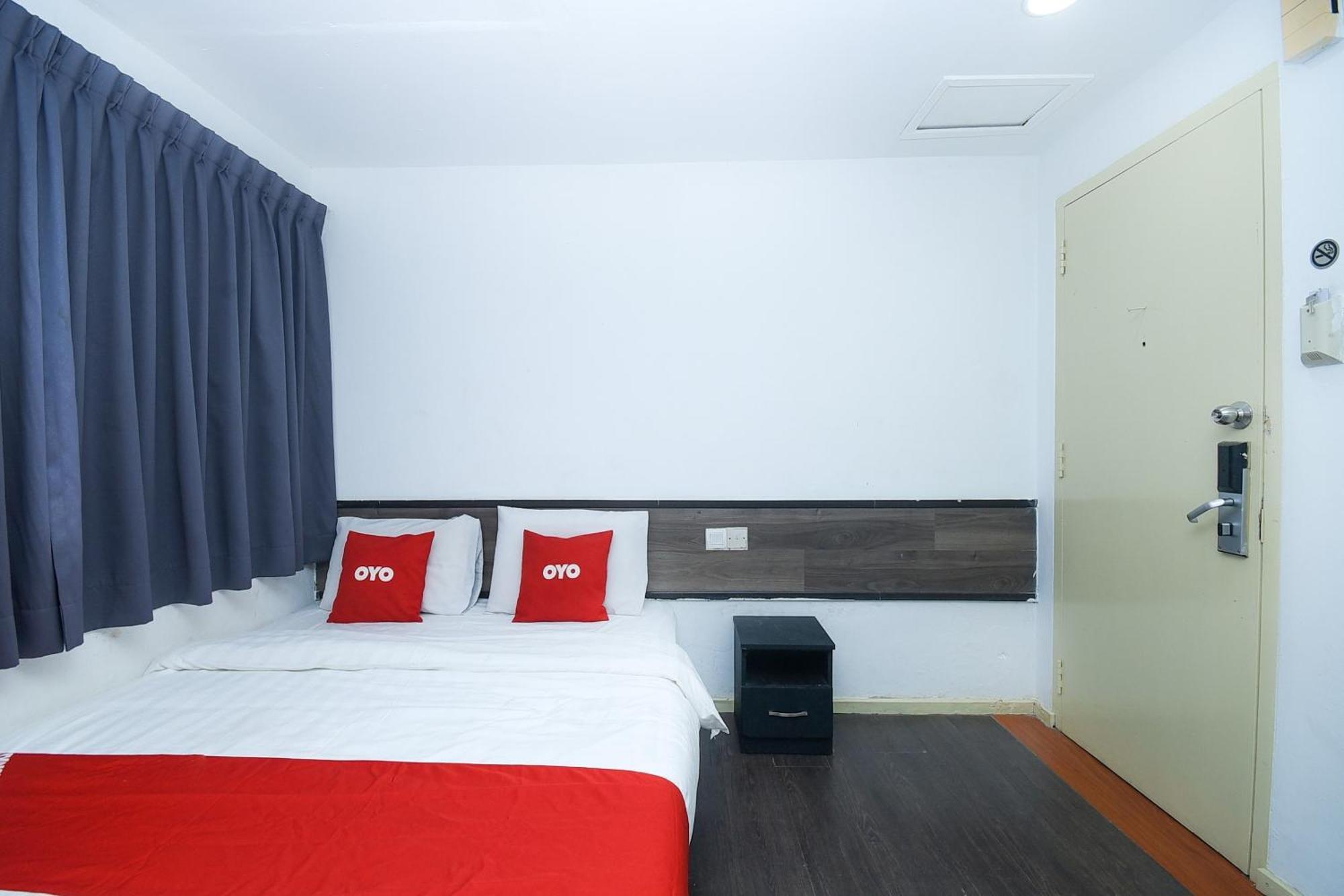 Oyo 90820 River Inn Miri Extérieur photo